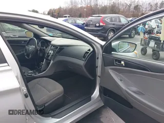 2013 Hyundai Sonata GLS with VIN 5NPEB4AC1DH609459, listed as a IAAI auction lot 41125668 with 227,079 mi miles and . Bid and sale history available at carsss.com. Image 5.