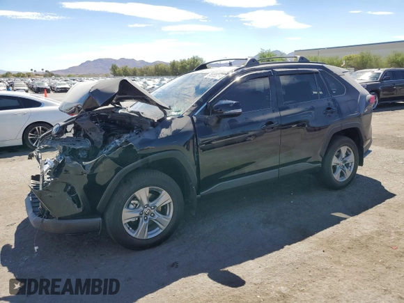 2024 Toyota RAV4 XLE with VIN 2T3P1RFV7RC462309, listed as a Copart auction lot 68385314 with 1,935 mi miles and Salvage Title. Bid and sale history available at carsss.com. Image 1.
