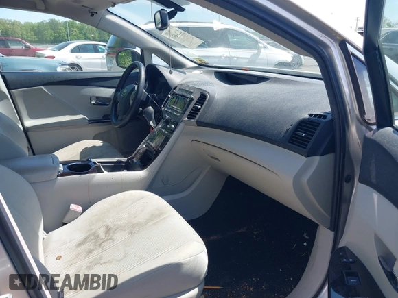 2010 Toyota Venza z VIN 4T3ZK3BB4AU027331, wystawiony jako IAAI lot #42244316 z przebiegiem 173 617 mil mil oraz . Historia ofert i sprzedaży dostępna na DreamBid. Obrazek 5.