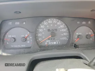 2004 Mercury Grand Marquis GS z VIN 2MEFM74WX4X640485, wystawiony jako Copart lot #50902855 z przebiegiem 104 350 mil mil oraz Szkoda całkowita • Salvage title. Historia ofert i sprzedaży dostępna na DreamBid. Obrazek 9.