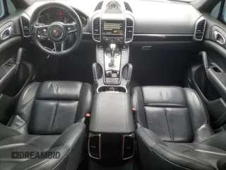 2016 Porsche Cayenne with VIN WP1AA2A28GKA10883, listed as a Copart auction lot 46428285 with 113,976 mi miles and Salvage Title. Bid and sale history available at carsss.com. Image 8.
