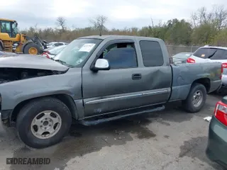 2002 GMC Sierra 1500 SLE with VIN 2GTEC19T121214213, listed as a IAAI auction lot 41317517 with 209,031 mi miles. Bid and sale history available at carsss.com. Image 14.