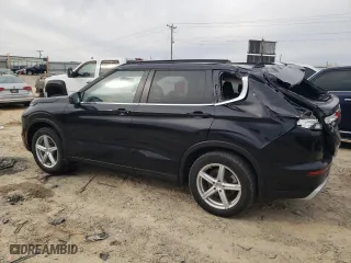 2024 Mitsubishi Outlander SE with VIN JA4J4VA89RZ013827, listed as a Copart auction lot 46090005 with 17,693 mi miles and Salvage Title. Bid and sale history available at carsss.com. Image 2.