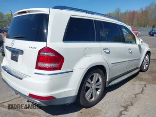 2011 Mercedes-Benz GL-Class GL 450 with VIN 4JGBF7BE4BA667350, listed as a IAAI auction lot 42148010 with 253,571 mi miles. Bid and sale history available at carsss.com. Image 4.