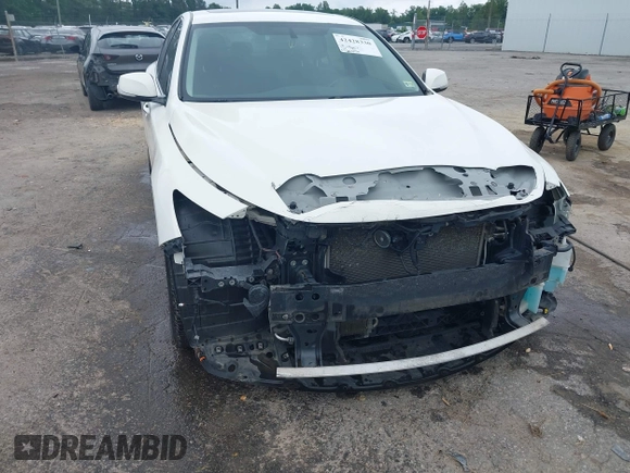 2014 Infiniti Q50 with VIN JN1BV7AP1EM670108, listed as a IAAI auction lot 42428330 with 260,478 mi miles and . Bid and sale history available at DreamBid. Image 6.
