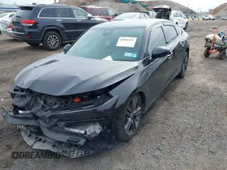 2024 Acura Integra w/A-Spec Package z VIN 19UDE4H31RA013213, wystawiony jako IAAI lot #42050337 z przebiegiem 9 084 mil mil oraz . Historia ofert i sprzedaży dostępna na DreamBid. Obrazek 20.