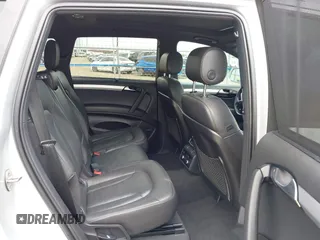 2015 Audi Q7 S line Prestige с VIN WA1DGAFE3FD014444, выставлен на аукционе IAAI как лот 42402252 с пробегом Не указан миль и . История ставок и продаж доступна на DreamBid. Изображение 8.