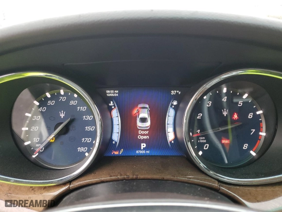 2015 Maserati Quattroporte S Q4 with VIN ZAM56RRA4F1158232, listed as a Copart auction lot 82135484 with 87,905 mi miles and Salvage Title. Bid and sale history available at carsss.com. Image 9.