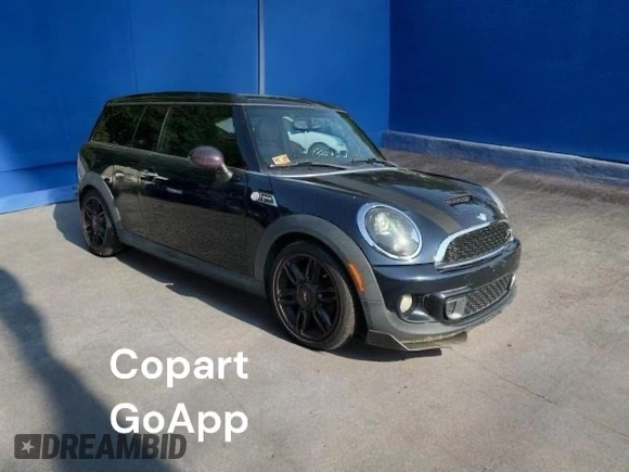 2011 MINI Clubman S z VIN WMWZG3C59BTY31250, wystawiony jako Copart lot #48608435 z przebiegiem 126 025 mil mil oraz Szkoda całkowita • Salvage title. Historia ofert i sprzedaży dostępna na DreamBid. Obrazek 2.