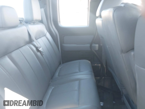 2014 Ford F-150 XL with VIN 1FTFX1CF5EKG23962, listed as a IAAI auction lot 41453430 with 184,837 mi miles. Bid and sale history available at carsss.com. Image 8.