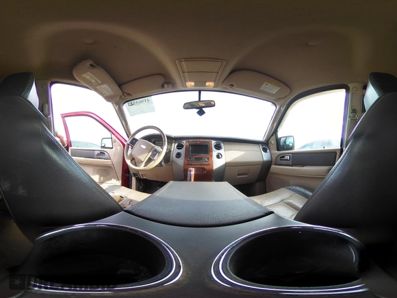 2007 Ford Expedition Max Eddie Bauer с VIN 1FMFK175X7LA33460, выставлен на аукционе IAAI как лот 41965513 с пробегом 260 723 миль миль и . История ставок и продаж доступна на DreamBid. Изображение 19.