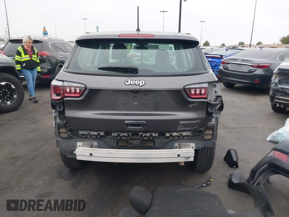 2018 Jeep Compass Sport with VIN 3C4NJCAB6JT502651, listed as a IAAI auction lot 42100724 with 84,238 mi miles and . Bid and sale history available at DreamBid. Image 16.