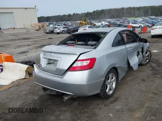 2008 Honda Civic EX-L z VIN 2HGFG12938H546744, wystawiony jako IAAI lot #41526059 z przebiegiem 232 981 mil mil oraz . Historia ofert i sprzedaży dostępna na DreamBid. Obrazek 4.
