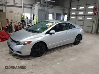 2008 Honda Civic Cpe LX with VIN 2HGFG12678H516278, listed as a IAAI auction lot 42028605 with 100,391 mi miles. Bid and sale history available at carsss.com. Image 17.