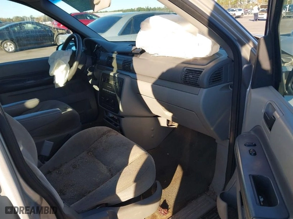 2005 Ford Freestar Wagon S with VIN 2FMZA50615BA37923, listed as a IAAI auction lot 40896205 with NaN miles. Bid and sale history available at carsss.com. Image 5.