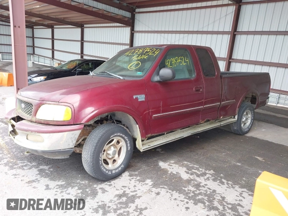 1998 Ford F-150 z VIN 1FTZX18W3WKA49854, wystawiony jako IAAI lot #42787524 z przebiegiem 157 124 mil mil oraz . Historia ofert i sprzedaży dostępna na DreamBid. Obrazek 2.