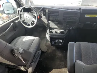 2016 Chevrolet Express Passenger LT with VIN 1GAZGPFG5G1270709, listed as a Copart auction lot 64763585 with 155,425 mi miles and Clean title. Bid and sale history available at DreamBid. Image 8.