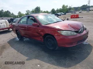 2006 Toyota Camry STD z VIN 4T1BE32KX6U108438, wystawiony jako IAAI lot #42146698 z przebiegiem 420 993 mil mil oraz . Historia ofert i sprzedaży dostępna na DreamBid. Obrazek 1.