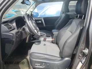 2022 Toyota 4Runner SR5 Premium with VIN JTENU5JR4N5985462, listed as a Copart auction lot 53774625 with 26,619 mi miles and Salvage title. Bid and sale history available at DreamBid. Image 7.