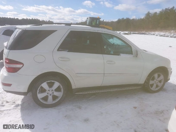 2009 Mercedes-Benz M-Class 3.5L with VIN 4JGBB86E79A493974, listed as a IAAI auction lot 41489781 with 168,654 mi miles. Bid and sale history available at carsss.com. Image 13.