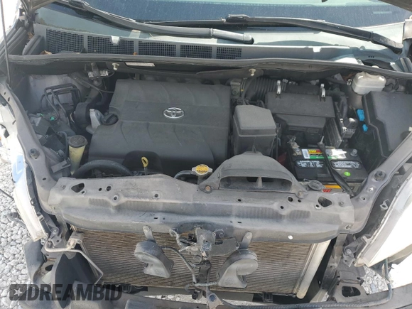 2014 Toyota Sienna LE AAS with VIN 5TDKK3DC8ES491172, listed as a Copart auction lot 51100105 with 44,203 mi miles and Salvage Title. Bid and sale history available at carsss.com. Image 12.