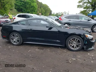2016 Ford Mustang EcoBoost z VIN 1FA6P8TH8G5221774, wystawiony jako IAAI lot #42275505 z przebiegiem 111 115 mil mil oraz . Historia ofert i sprzedaży dostępna na DreamBid. Obrazek 13.