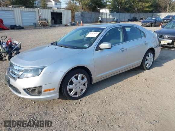 2011 Ford Fusion SE with VIN 3FAHP0HA2BR194051, listed as a IAAI auction lot 41712044 with 64,001 mi miles. Bid and sale history available at carsss.com. Image 17.