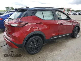 2021 Nissan Kicks SR z VIN 3N1CP5DV8ML537710, wystawiony jako Copart lot #56881755 z przebiegiem 27 402 mil mil oraz Szkoda całkowita • Salvage title. Historia ofert i sprzedaży dostępna na DreamBid. Obrazek 3.