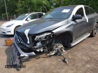 2017 Mercedes-Benz GLE 43 AMG z VIN 4JGED6EB2HA065229, wystawiony jako IAAI lot #42307280 z przebiegiem 68 789 mil mil oraz . Historia ofert i sprzedaży dostępna na DreamBid. Obrazek 6.