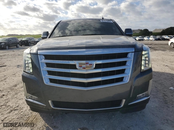 2019 Cadillac Escalade Luxury with VIN 1GYS3BKJXKR208686, listed as a Copart auction lot 87474004 with 82,801 mi miles and Salvage Title. Bid and sale history available at carsss.com. Image 5.
