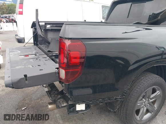 2023 Honda Ridgeline RTL с VIN 5FPYK3F51PB040821, выставлен на аукционе IAAI как лот 42408326 с пробегом 15 428 миль миль и . История ставок и продаж доступна на DreamBid. Изображение 19.