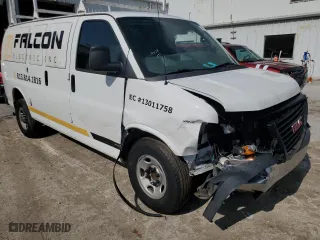 2016 GMC Savana Cargo Van with VIN 1GTW7AFF1G1313246, listed as a Copart auction lot 74252734 with 102,582 mi miles and Salvage Title. Bid and sale history available at carsss.com. Image 4.