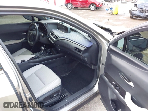 2020 Lexus UX 250h with VIN JTHX9JBHXL2033589, listed as a IAAI auction lot 42113363 with 71,669 mi miles and . Bid and sale history available at DreamBid. Image 5.