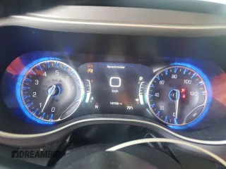 2021 Chrysler Pacifica Touring L z VIN 2C4RC1BG8MR597943, wystawiony jako Copart lot #56707255 z przebiegiem 141 938 mil mil oraz Nie do naprawy • Non repairable. Historia ofert i sprzedaży dostępna na DreamBid. Obrazek 9.