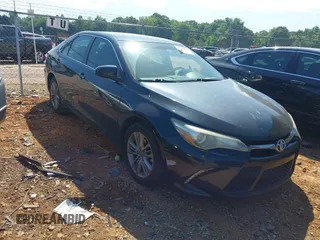 2015 Toyota Camry XLE z VIN 4T1BF1FK5FU115342, wystawiony jako IAAI lot #42220339 z przebiegiem 160 502 mil mil oraz . Historia ofert i sprzedaży dostępna na DreamBid. Obrazek 1.