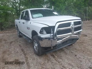 2017 Ram 2500 Tradesman с VIN 3C6UR5CL9HG625344, выставлен на аукционе IAAI как лот 42197941 с пробегом 197 086 миль миль и . История ставок и продаж доступна на DreamBid. Изображение 1.