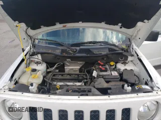 2016 Jeep Patriot Latitude with VIN 1C4NJPFA3GD612918, listed as a Copart auction lot 55830645 with 165,024 mi miles and Clean title. Bid and sale history available at DreamBid. Image 12.