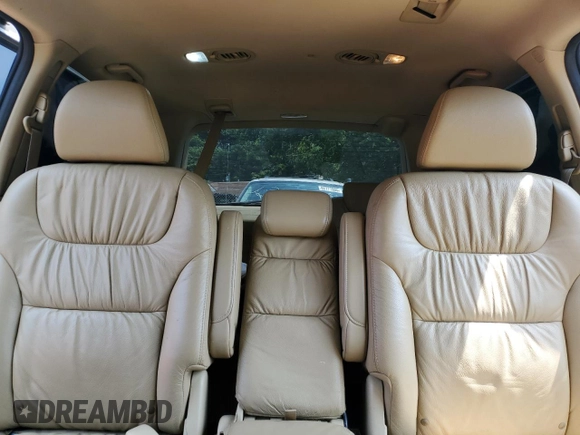 2008 Honda Odyssey Touring z VIN 5FNRL38968B025520, wystawiony jako Copart lot #60799645 z przebiegiem 116 592 mil mil oraz Szkoda całkowita • Salvage title. Historia ofert i sprzedaży dostępna na DreamBid. Obrazek 10.