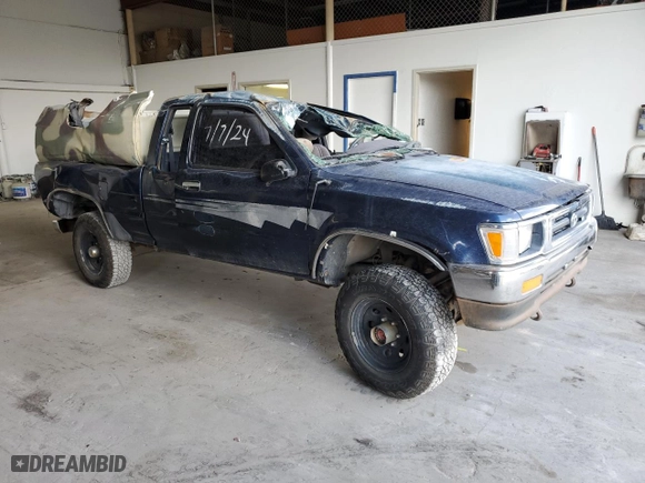 1992 Toyota 4WD Pickups DLX with VIN JT4VN13D0N5078994, listed as a Copart auction lot 65777924 with 286288 miles and Salvage Title. Bid and sale history available at carsss.com. Image 4.