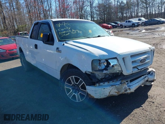 2005 Ford F-150 STX with VIN 1FTRX12W35NA09781, listed as a IAAI auction lot 41846576 with 231,784 mi miles. Bid and sale history available at carsss.com. Image 1.