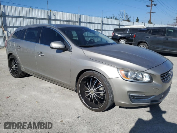 2016 Volvo V60 T5 Drive-E Premier with VIN YV140MEK4G1314347, listed as a Copart auction lot 78244784 with 128,427 mi miles and Salvage Title. Bid and sale history available at DreamBid. Image 4.