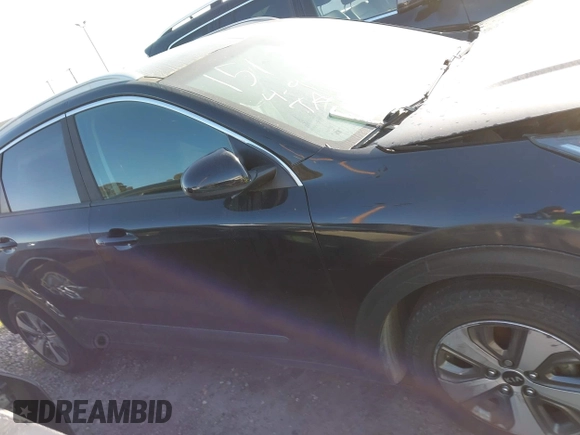 2018 Kia Niro LX with VIN KNDCB3LC4J5204528, listed as a IAAI auction lot 41559060 with 110,443 mi miles. Bid and sale history available at carsss.com. Image 14.