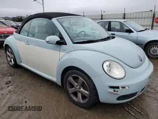 2010 Volkswagen Beetle with VIN 3VWRG3AL1AM004423, listed as a Copart auction lot 44448625 with 106,058 mi miles and Salvage Title. Bid and sale history available at DreamBid. Image 4.