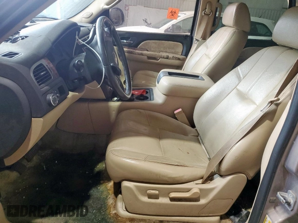2007 Chevrolet Tahoe LS с VIN 1GNFC13J27R315827, выставлен на аукционе Copart как лот 57289415 с пробегом 147 309 миль миль и Чистый • Clean title. История ставок и продаж доступна на DreamBid. Изображение 7.