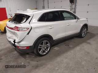 2016 Lincoln MKC Reserve with VIN 5LMTJ3DH2GUJ24052, listed as a IAAI auction lot 41666912 with 62,818 mi miles and . Bid and sale history available at DreamBid. Image 4.