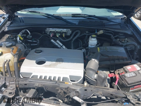 2011 Ford Escape Hybrid с VIN 1FMCU4K35BKA50010, выставлен на аукционе IAAI как лот 42170596 с пробегом 129 044 миль миль и . История ставок и продаж доступна на DreamBid. Изображение 10.