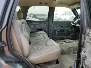 2002 GMC Yukon SLT z VIN 1GKEC13TX2R241172, wystawiony jako Copart lot #47281635 z przebiegiem Nie podano mil oraz Szkoda całkowita • Salvage title. Historia ofert i sprzedaży dostępna na DreamBid. Obrazek 11.