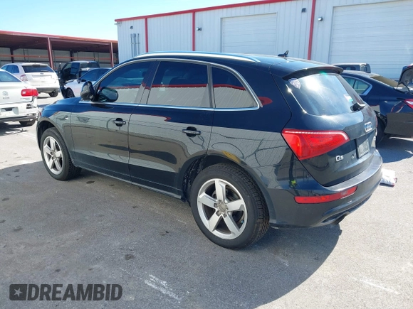 2011 Audi Q5 Premium Plus z VIN WA1DKAFP7BA006987, wystawiony jako IAAI lot #41565702 z przebiegiem 260 201 mil mil oraz . Historia ofert i sprzedaży dostępna na DreamBid. Obrazek 3.