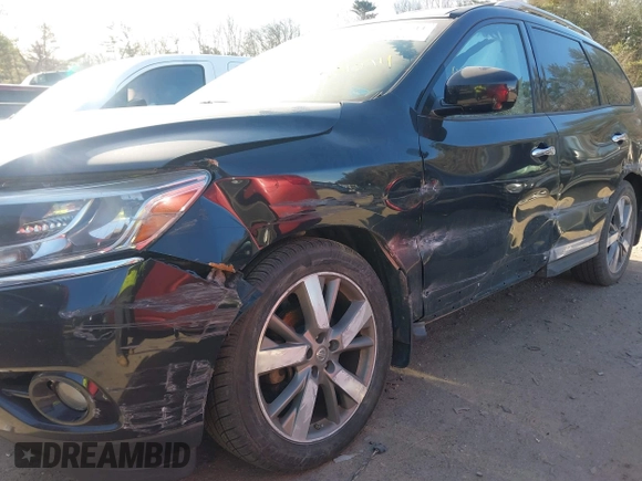 2013 Nissan Pathfinder SV with VIN 5N1AR2MM9DC612040, listed as a IAAI auction lot 41247711 with 179,289 mi miles. Bid and sale history available at carsss.com. Image 6.