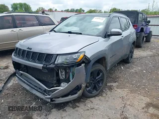 2018 Jeep Compass Latitude with VIN 3C4NJDBB8JT323967, listed as a IAAI auction lot 42096644 with 143,761 mi miles and . Bid and sale history available at DreamBid. Image 17.